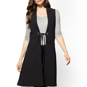 Grommet-Accent Tie-Front Vest Size medium